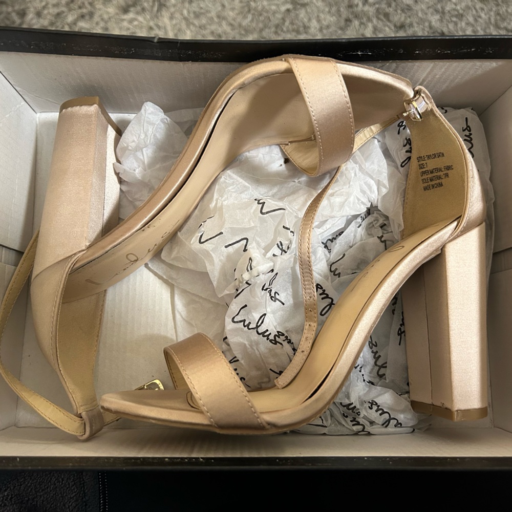 Champagne satin heels size 7